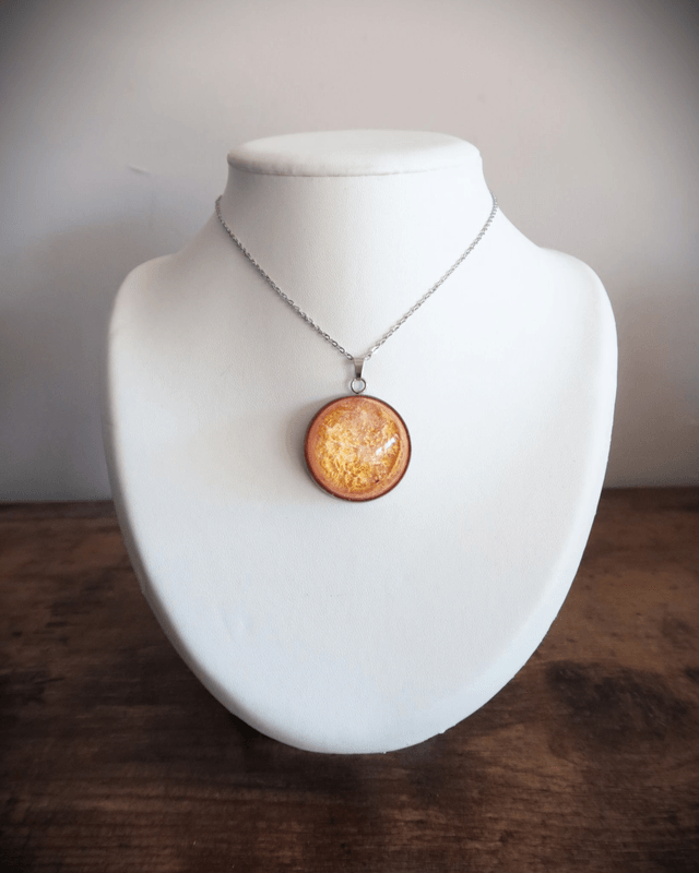Collier Planète à adopter Mylia | BP094 | Pétri