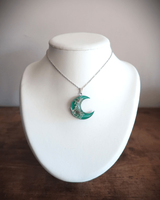 Collier Lune Fleurie Verte | CO004 | Ombelles
